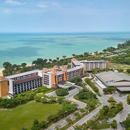 The Westin Desaru Coast Resort Buitenkant foto The Royal Paradise Hotel and Spa