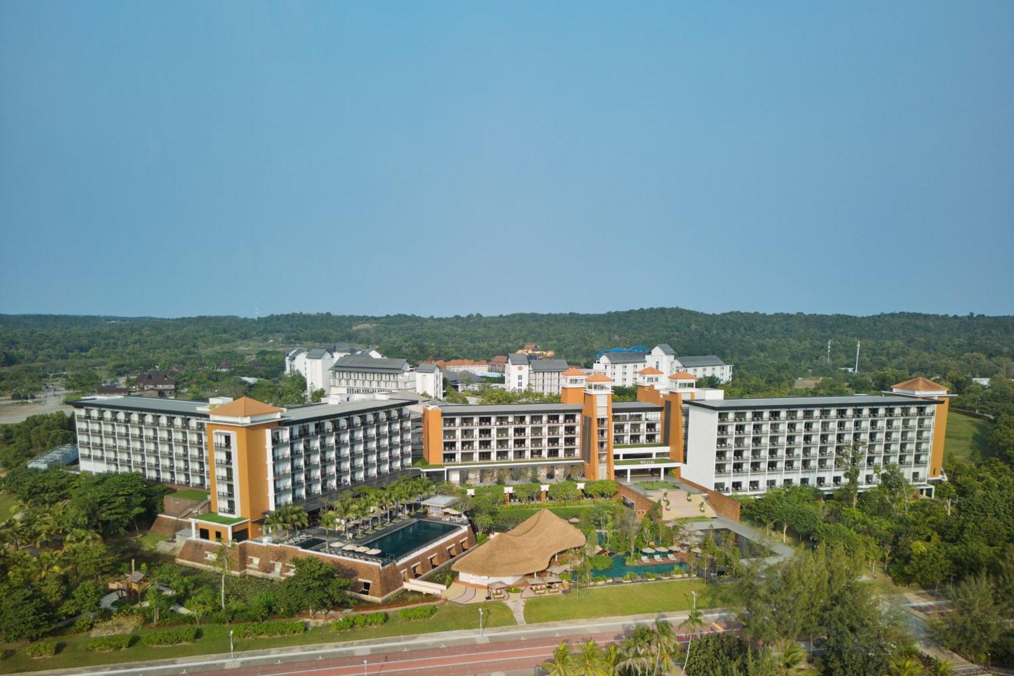 The Westin Desaru Coast Resort Buitenkant foto The Village at Wild dunes