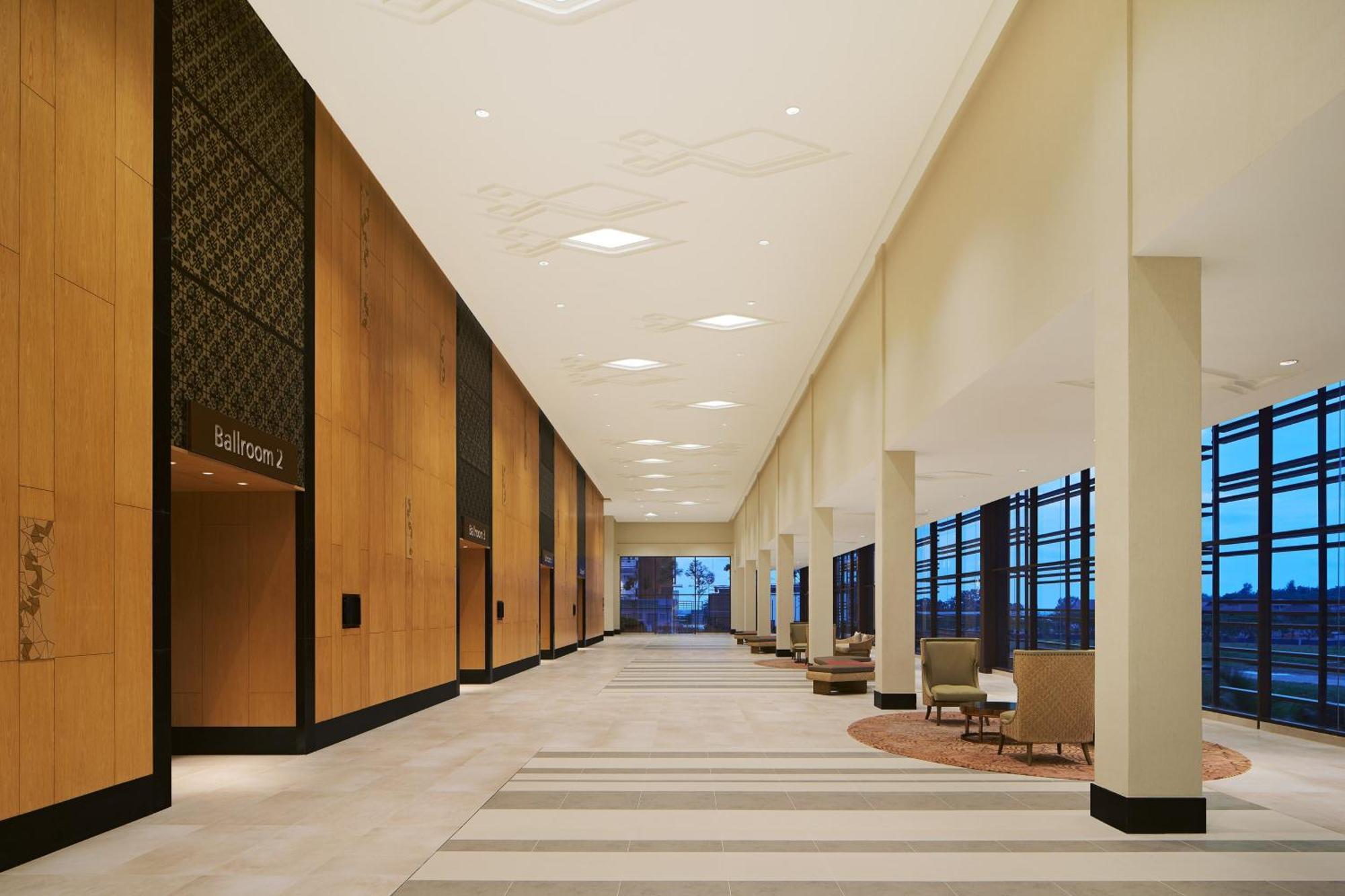 The Westin Desaru Coast Resort Buitenkant foto The interior of the hotel